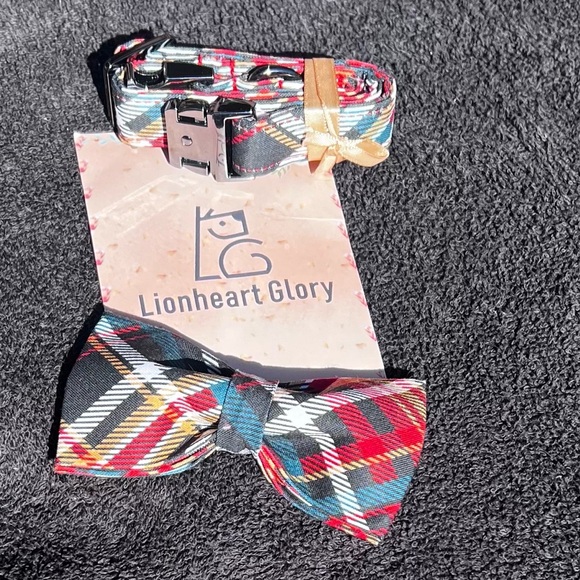 Lionheart Christmas Dog Collar & Bowtie - Picture 7 of 12